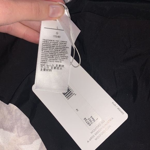 Wolford | Bra & Thong Lingerie Set - Picture 3 of 12